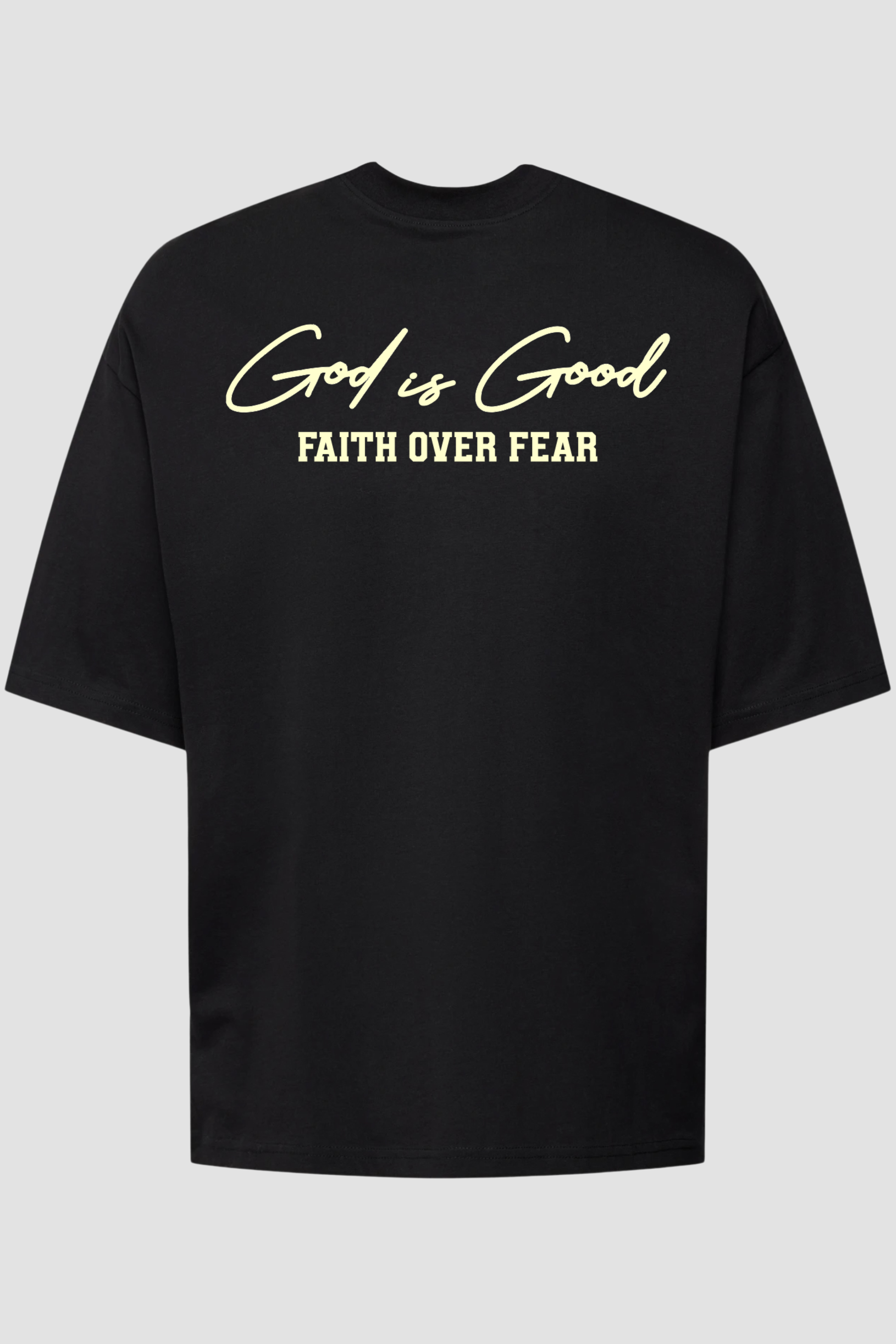 Oversized - God is Good Minimalista