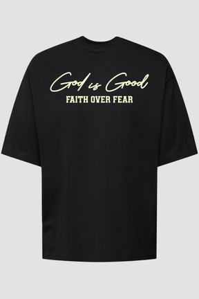 Oversized - God is Good Minimalista