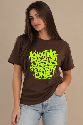 Camiseta Regular Fit GOD HEAVY™ - Knowing Jesus