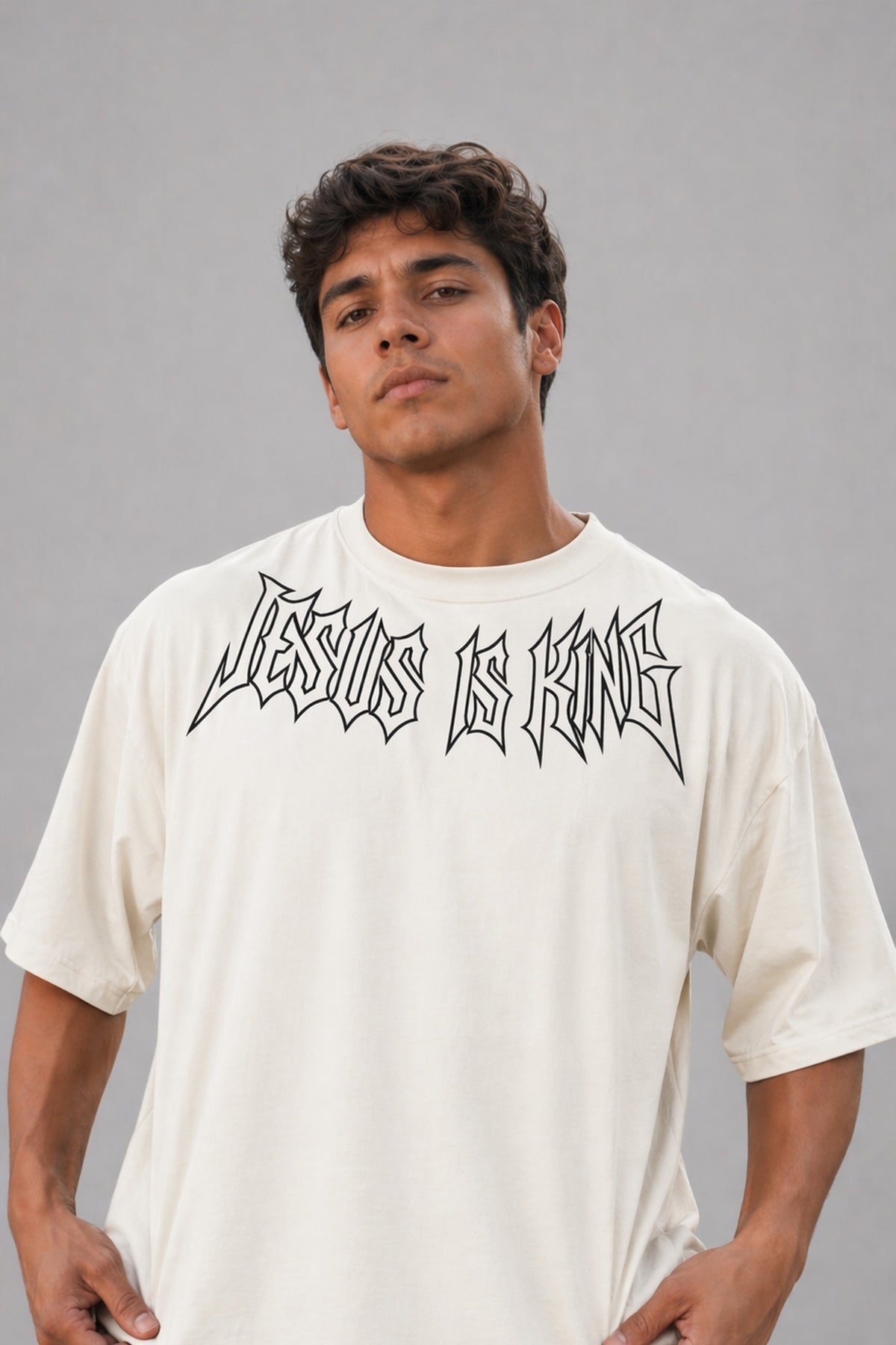 Oversized - Jesus is King Escrita