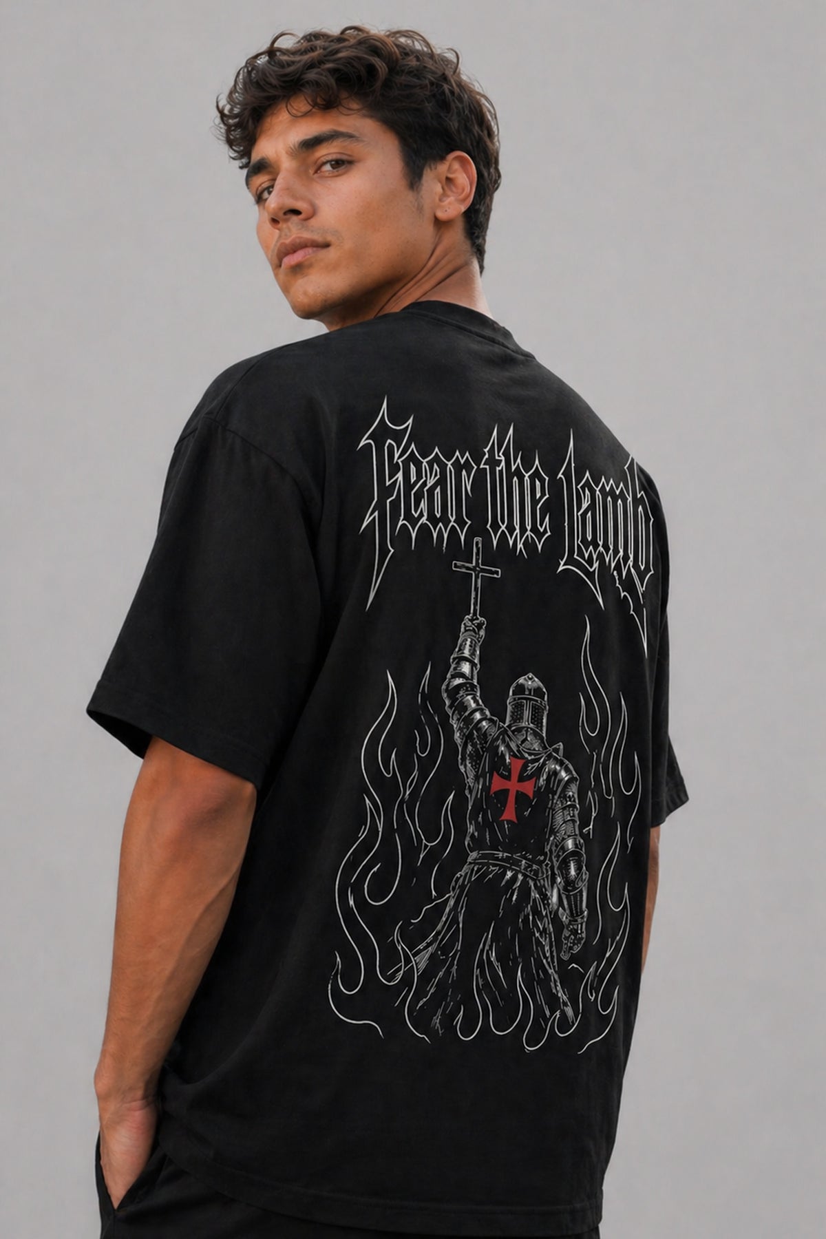 Camiseta oversized GODTIER estampa Draw Fear the Lamb — foto 2